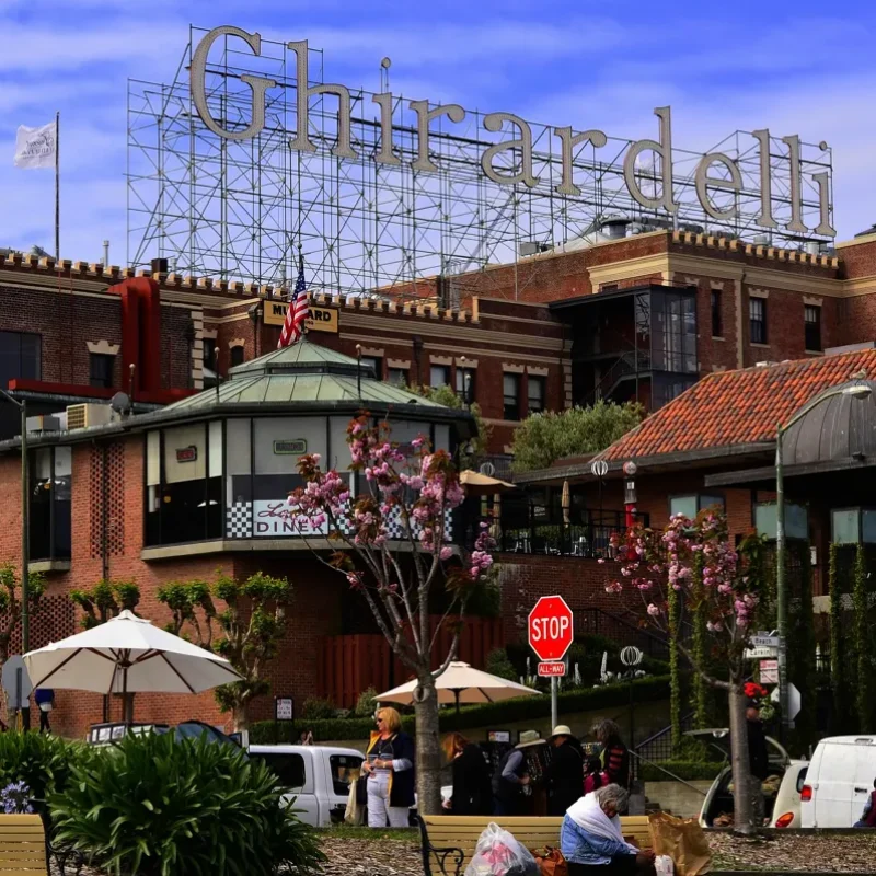 Ghirardelli Square San Francisco: What to See, Where to Eat & How to Get There